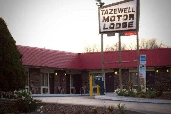 Tazewell Motor Lodge 5